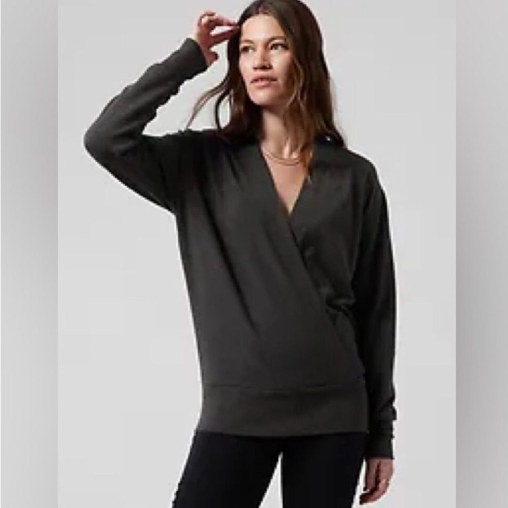 Athleta Purana VNeck Wrap Cross Over Sweater Size XS Gray Runs Big and‎ stretch